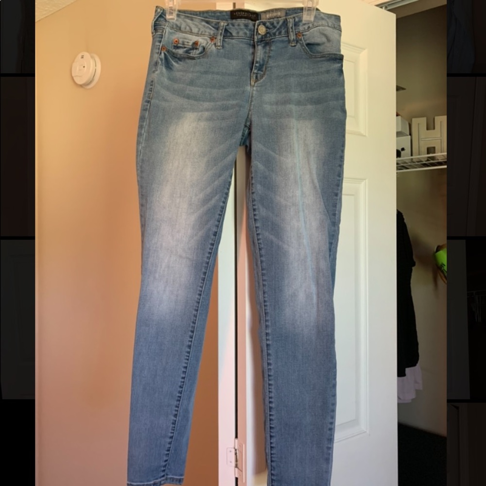 Aeropostale skinny jeans